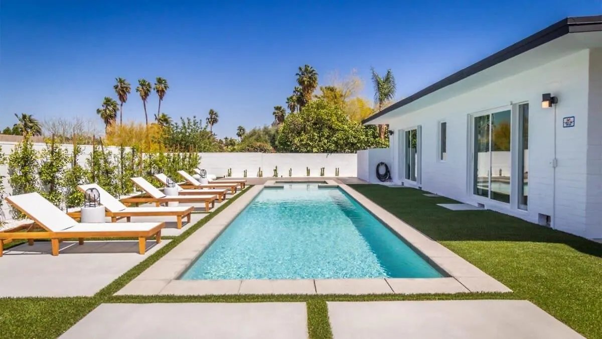 White Pearl - Pool - Spa - Mountain Views Palm Springs